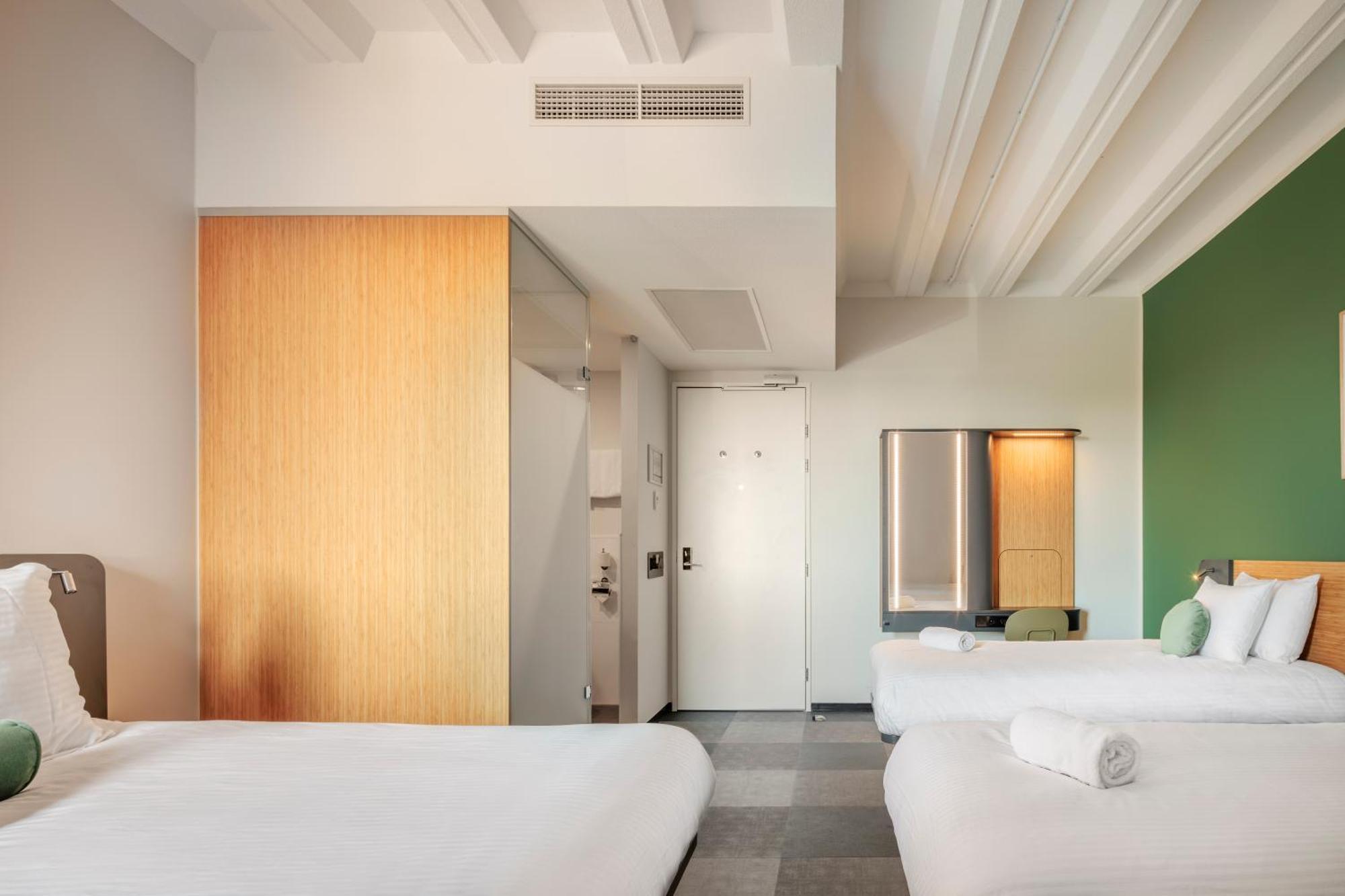 Maxhotel Amsterdam Airport Schiphol - Recently Renovated Гофддорп Екстер'єр фото